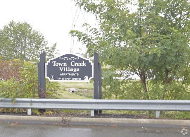Foto del edificio - Town Creek Village