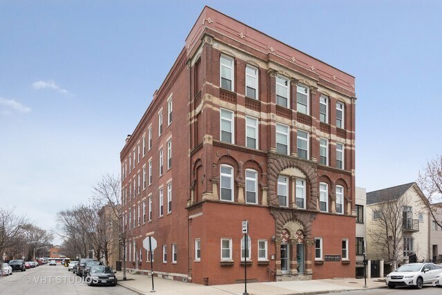 Building Photo - 1517 N Paulina St