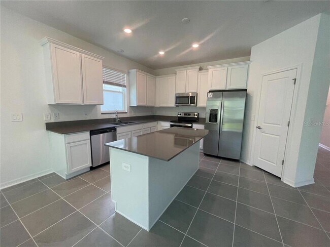 Foto del edificio - 4150 Babbling Brook Wy