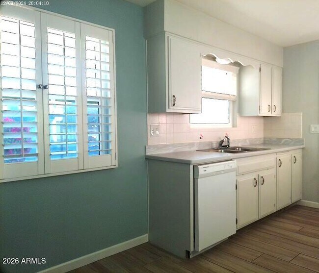 Foto del edificio - 11644 N Balboa Dr