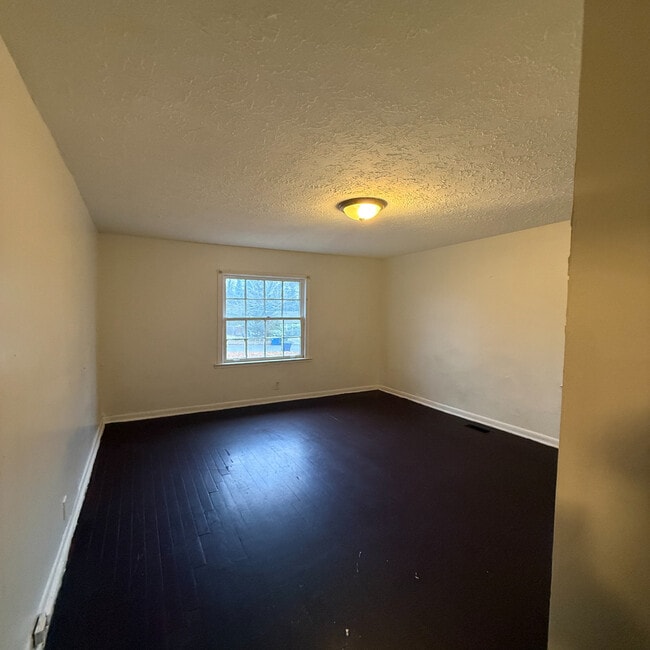 Foto del edificio - 1687 Beechwood Blvd SW