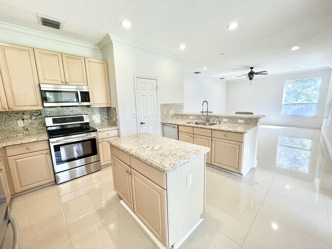 Building Photo - 12671 Yardley Dr
