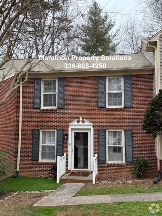 Building Photo - 2733 Crosswinds Dr