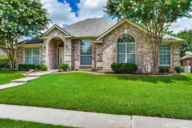 Building Photo - 11910 Amber Valley Dr