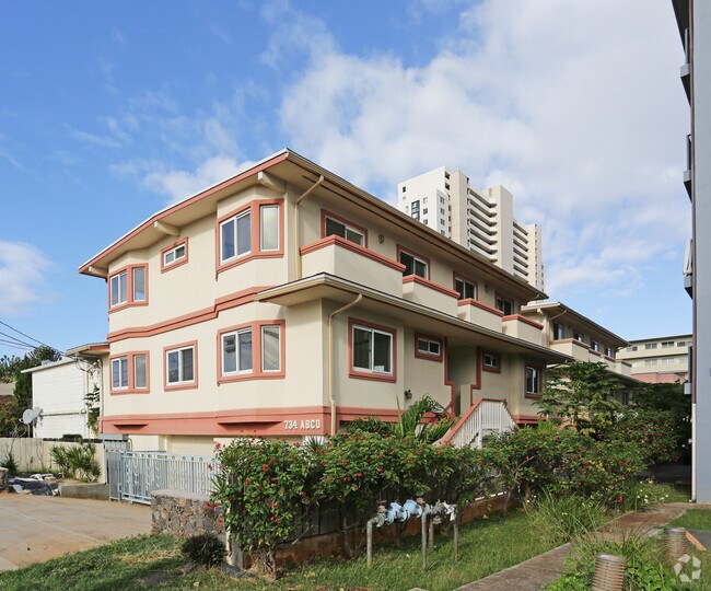 Foto principal - 734 Palani Ave