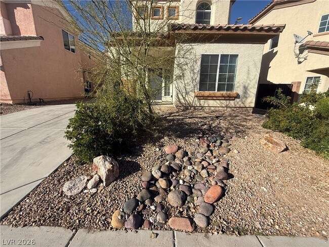 Building Photo - 5568 Jelsma Ave
