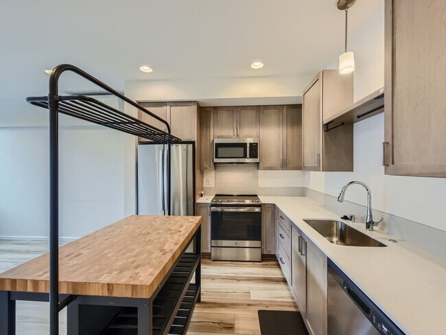 Foto del edificio - Modern 3bed/2bath Townhome in Rainer Valley Neighborhood!