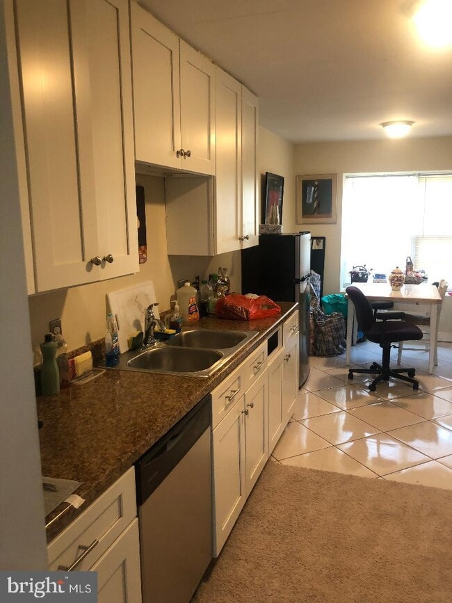 Building Photo - 1812 Windjammer Way