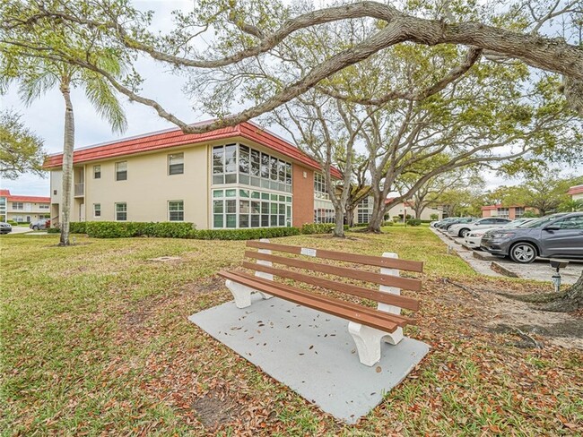 Foto del edificio - 18 Vista Palm Ln