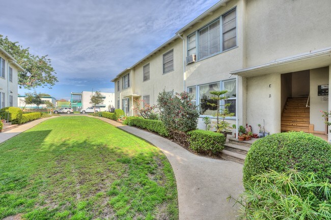 624 Lincoln Blvd, Santa Monica, CA 90402 Apartments