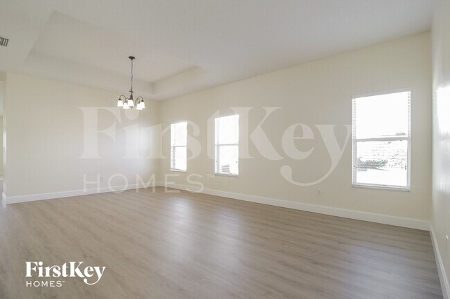 Foto del edificio - 12353 Accipiter Dr