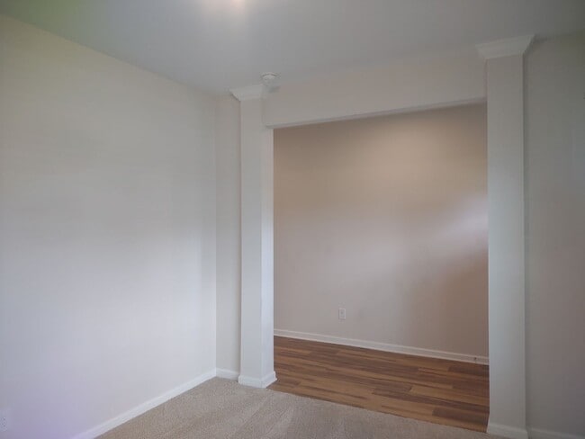 Building Photo - Wonderful Two Story Four Bedroom Three Full Bathrooms Home in Elgin SC