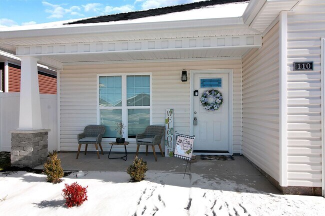 Foto del edificio - 110 War Admiral Ct