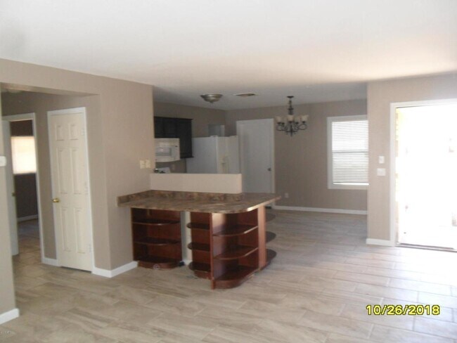 Building Photo - El Mirage Home with Tile Flooring Throughout