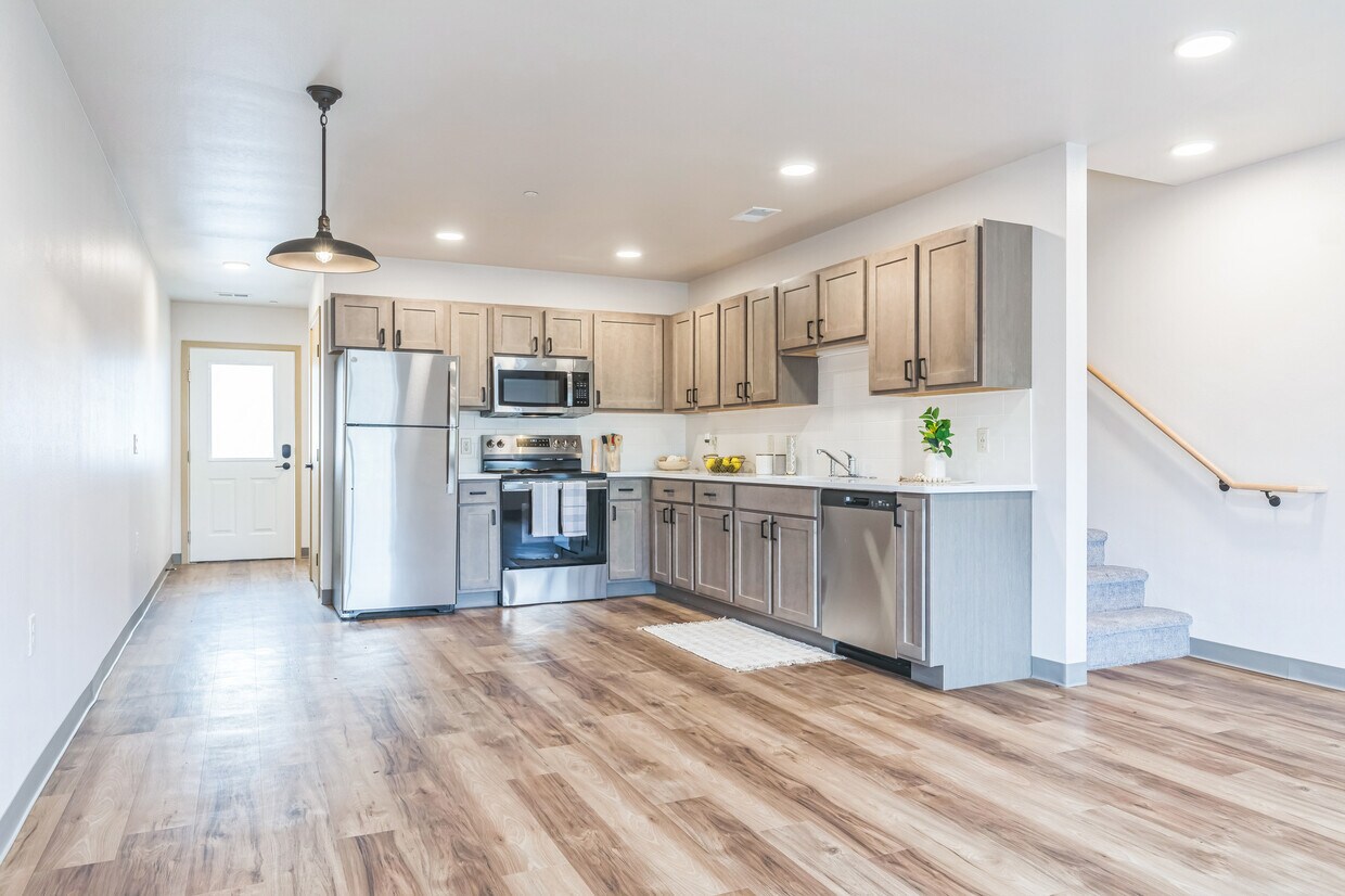 Foto principal - Lindoo School Apartments-Ladysmith, LLC