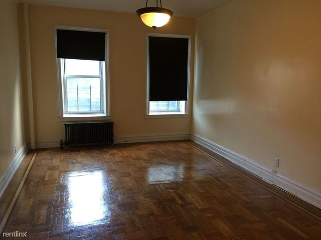 Building Photo - 305 Linden Blvd
