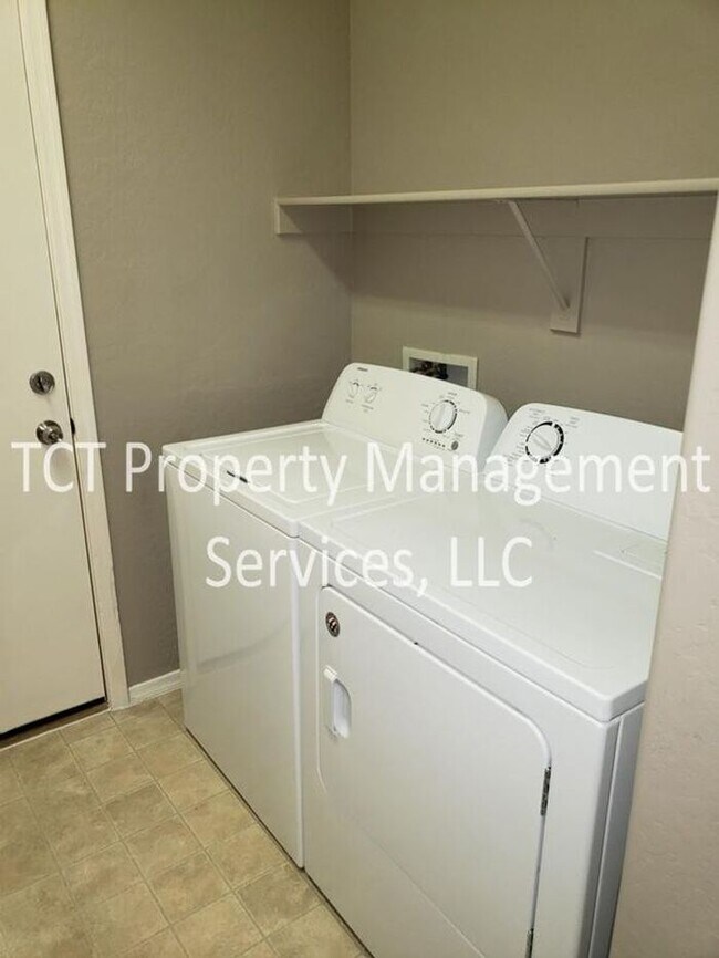 Foto del edificio - Low Maintenance and Move In Ready in Coolidge