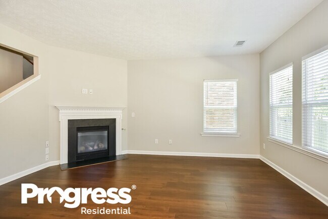 Building Photo - 1718 Hartford Ln