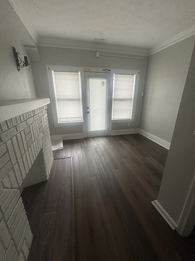 Foto del edificio - 3320 E 139th St