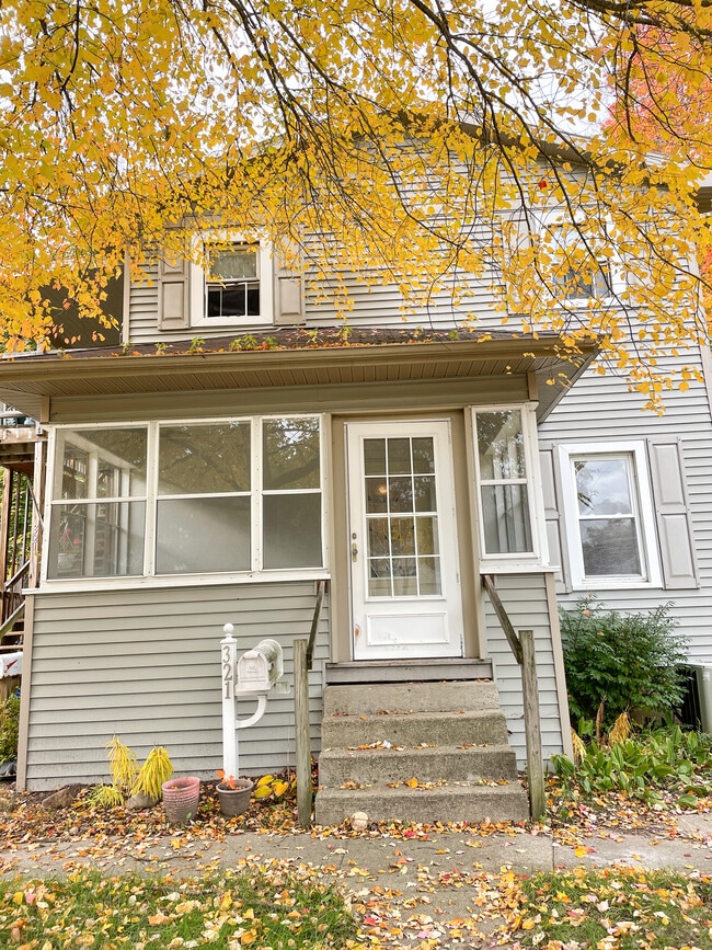 321 Adolph St