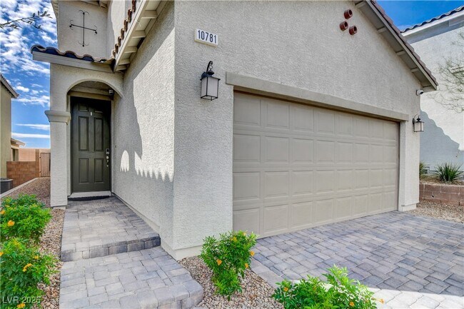 Building Photo - 10781 San Millan Ave