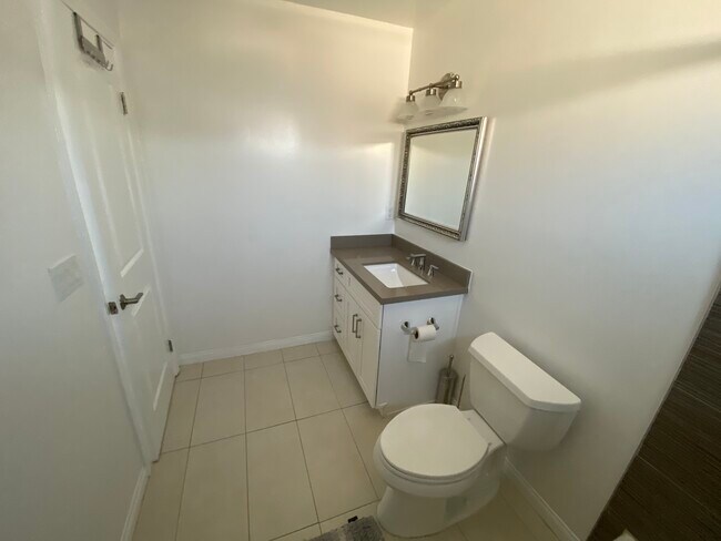 Foto del edificio - 22850 Erwin St