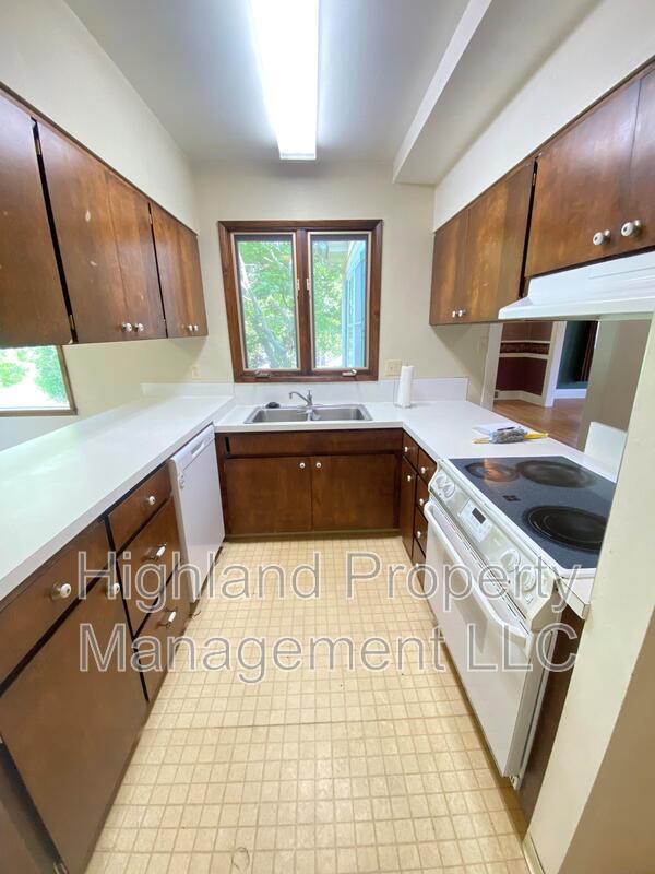 Foto del edificio - 1015 NE B St