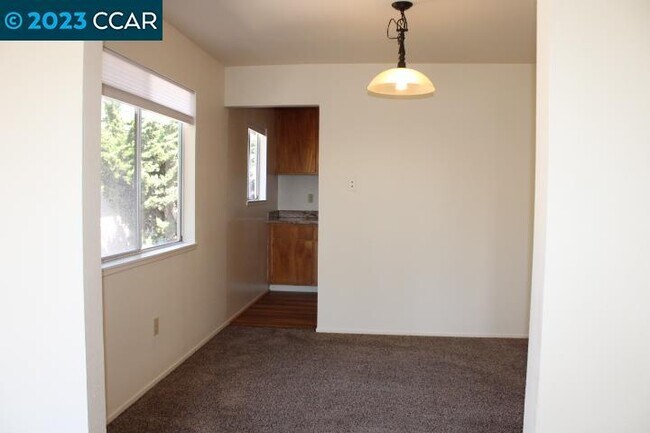 Foto del edificio - 5231 McBryde Ave