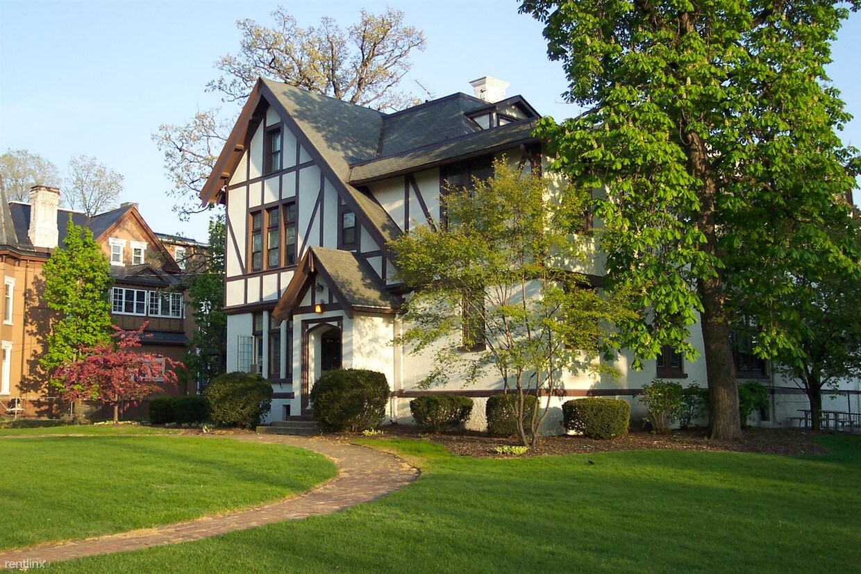 Foto principal - 432 Fountain St NE