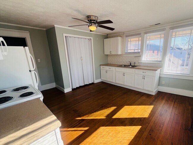 Foto del edificio - 307 Harahan Blvd