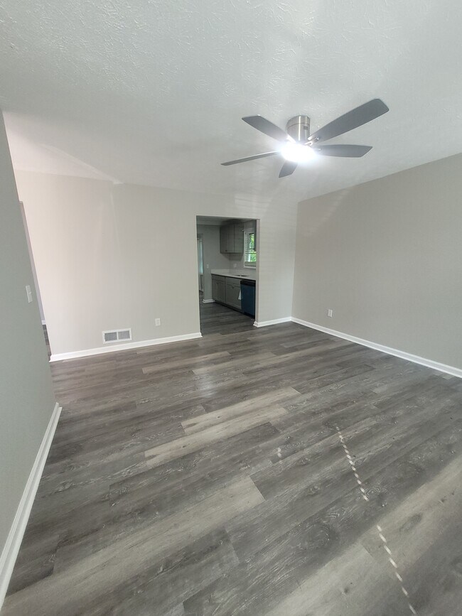 Foto del edificio - 8222 Hagin St