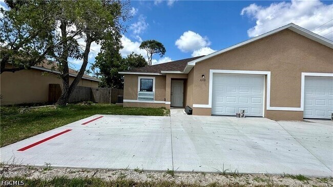 Building Photo - 3310 SW 17th Pl