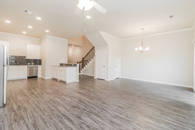 Foto del edificio - 1213 Summerset Ln