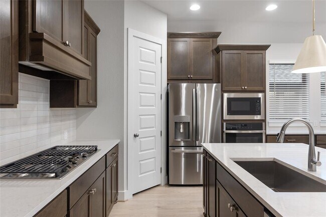 Foto del edificio - 626 Bay Breeze Dr