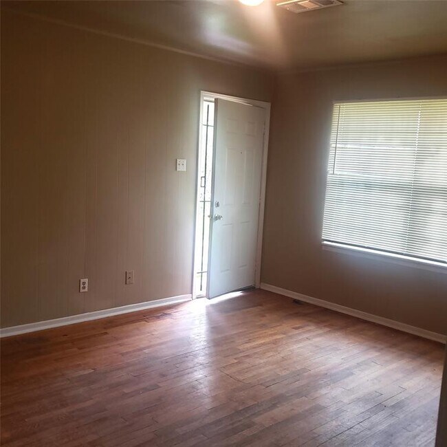 Foto del edificio - 4326 Hartsville Rd