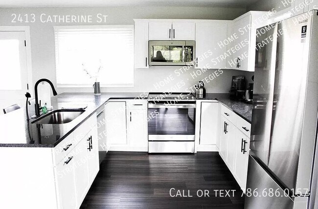 Foto del edificio - Rent to Own Home with $17,000 Down - NO Ba...