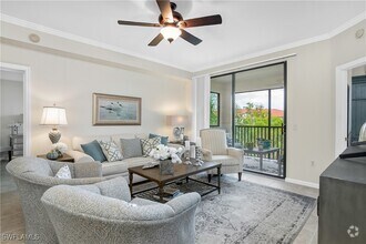 Building Photo - 12936 Violino Ln