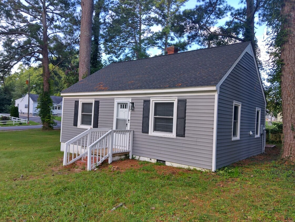 Foto principal - Lovely single family home available in the...