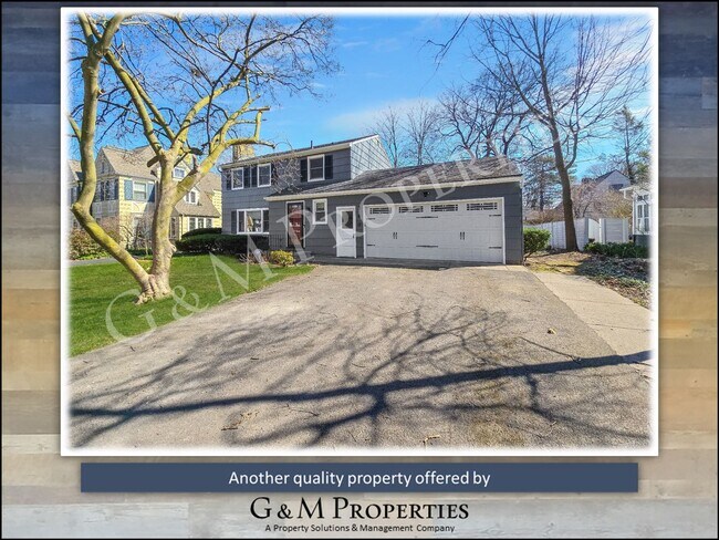 Building Photo - Rare 3-Bedroom Home Rental in the Browncro...