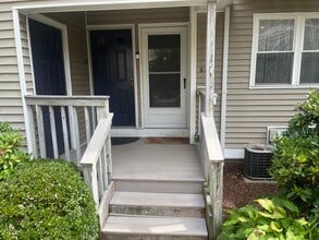 Building Photo - 68 Glenrock