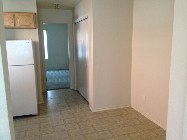 Foto del edificio - 4202 Alan Kent Dr