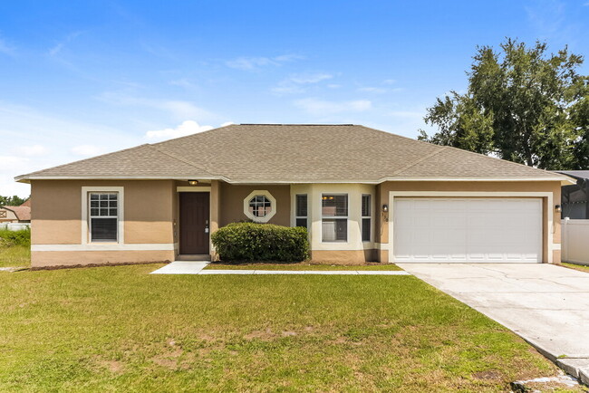 Building Photo - 330 Medina Ct