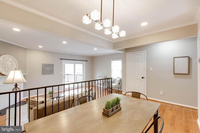 Foto del edificio - 3532 Split Rail Ln