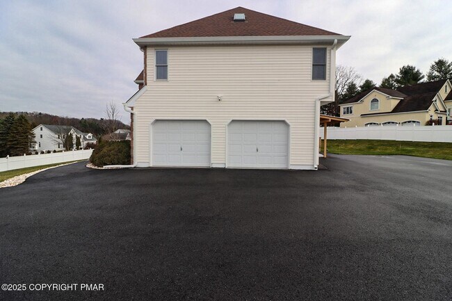 Building Photo - 5502 Concord Dr