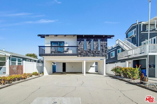 Foto del edificio - 1083 Montauk Ln