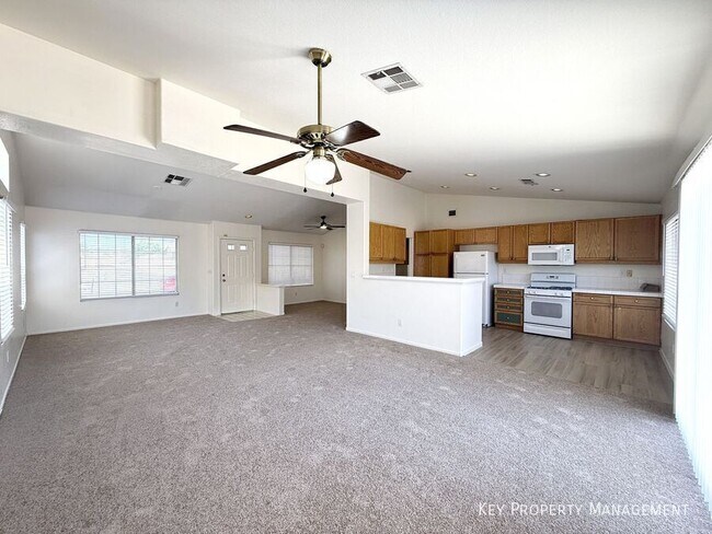 Foto del edificio - 8870 Haviland Rd