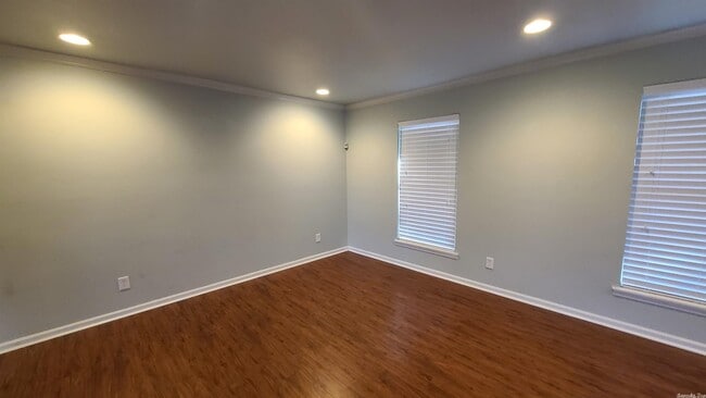 Building Photo - 28 Buttermilk Rd