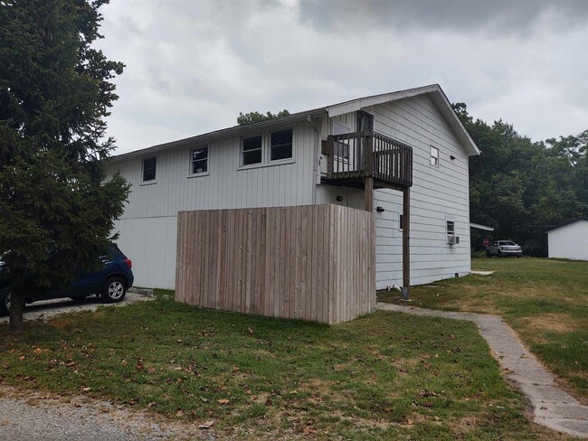 Building Photo - 4479 E Shore Dr