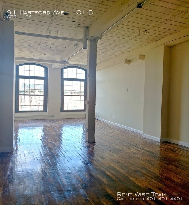 Foto del edificio - 91 Hartford Ave