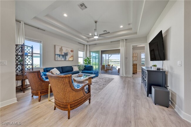 Foto del edificio - 6421 Carnival Rd